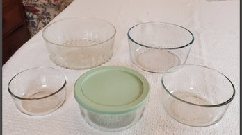 3 Mixing Bowls From Mse Martha Stewart, 1 Anchor Hocking & 1 Arcoroc, France