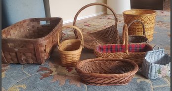 A Bunch Of Wicker Baskets - 12 Total