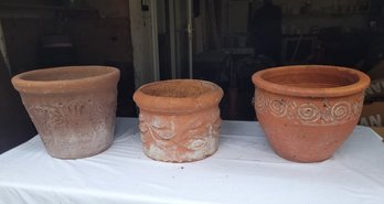 Beautiful Terracotta Pots With Lovely Decorative Designs