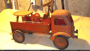 Nice Antique Keystone Pressed Steel Toy Fire Truck Circa 1930s That A Child Would Ride On