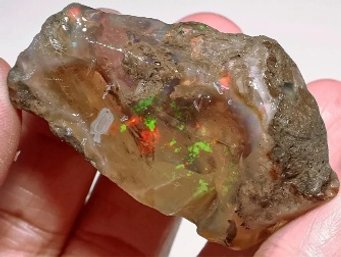 107 Ct Ethiopian Opal Crystal Rough