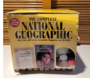 The Complete National Geographic - 108 Years Of National Geographic Magazine On CD - Rom. KM/a3