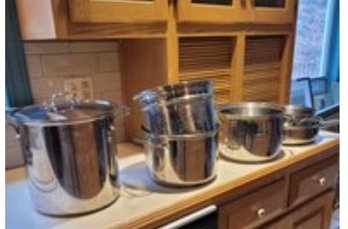 Nice Selection Of Stainless Steel Cookware