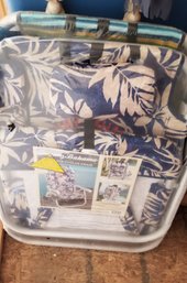 Tommy Bahama Backpack Cooler Chairs (Blue/White Pattern)