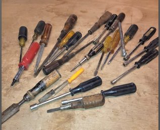 Nice Assortment Of Screw Drivers And Nut Drivers