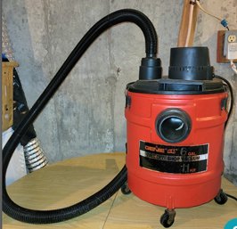 Very Useful 6 Gal Genie Wet Dry Shop Vacuum