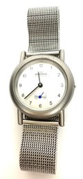 Skagen Denmark 5SSS Ultra Slim Silver Tone Women's Watch With Mesh Bracelet