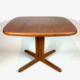 Skovby Mobelfabrik 1960s Denmark Extending Teak Dining Table On Pedestal Base