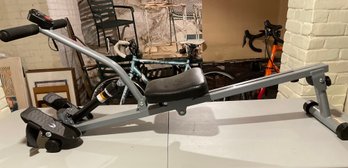 Sunny Rowing Machine - New