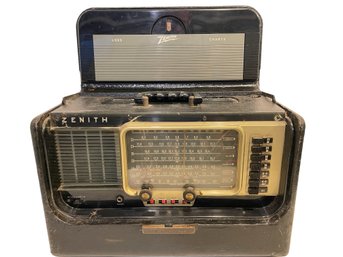 Vintage Zenith Trans Oceanic Tubes Radio.