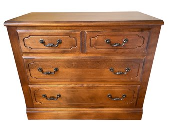 Ethan Allen Chest Of Drawers ( YGBR)