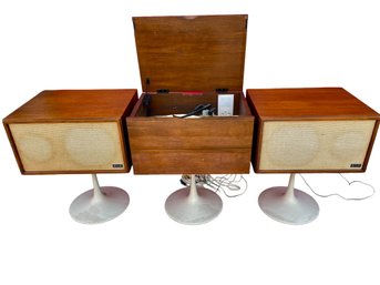 Rare, Mid Century KLH Model 20 Plus, Eero Saarinen Tulip Design Stereo System.
