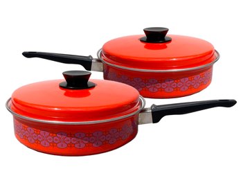 A Pair Of Vintage Lidded Sauce Pans