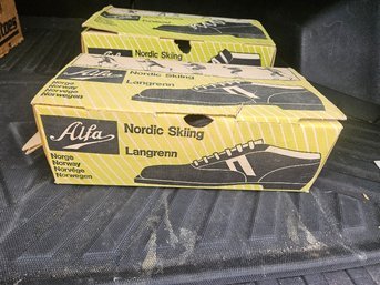 Lot 94 -2 Pairs Vintage Alfa Nordic Lathe Cross Country Ski Boots In Original Boxes