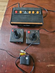 #109 - Vintage Atari Flashback Classic Game Console In Excellent Condition.