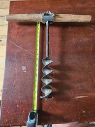 #65: Vintage 16' Primitive Wood Handle Auger In Great Condition