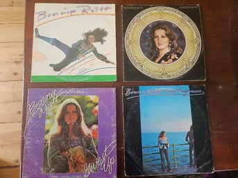 #98 - Lot Of 4 Vintage Bonnie Raitt Record Albums - All Are In Good Playable Condition.