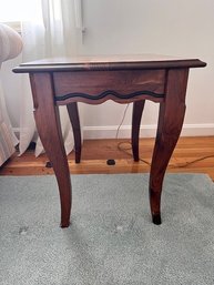 Traditional End Table (1 Of 2)