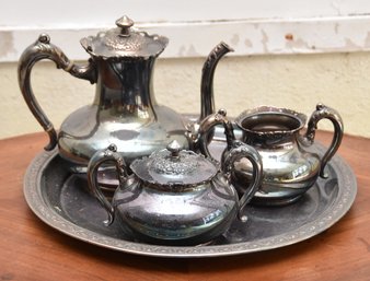 Meriden B. Company Set Of 3 Silver Plated  Servingware