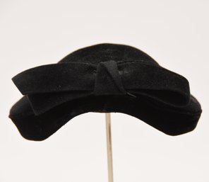 Vintage 1950s Velour Black Hat Marked Exclusive Raleigh Model With 2 Jewels On Each Side