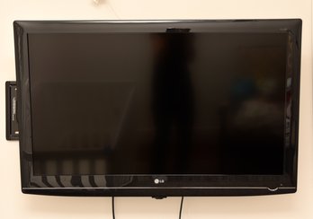 LG 42' Full HD 1080 LCD TV