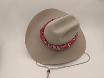 Stetson Cowboy Hat - Tan With Red Bandana