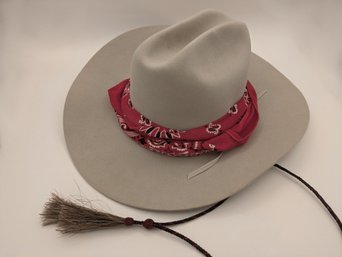 Rodeo King Cowboy Hat - Beige/Gray With Red Bandana.