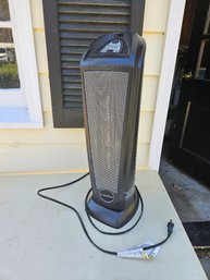 140- Lasko Oscillating Electric Space Heater - Never Used Works Great!