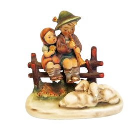 Adorable Vintage 'Eventide' M.I. Hummel Porcelain Figurine #99 West Germany