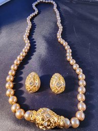 Joan Rivers Costume Pearl Necklace And Post Earrings