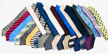 Collection Of 29 Mens' Neckties