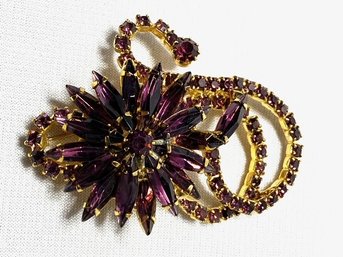 Exquisite Vintage Goldtone & Amethyst Rhinestone Floral & Scroll Brooch