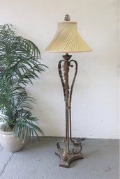 Regency Revival Style Acanthus Bow Floor Lamp With Twist Cone Shade