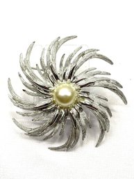 Large Signed Vintage Sarah Cov Silvertone & Faux Pearl Brooch