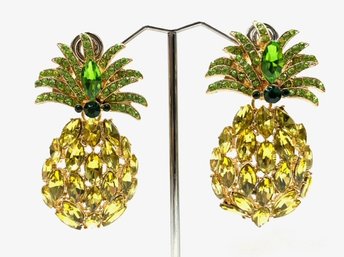 Fabulous Goldtone Rhinestone Pineapple Drop Earrings