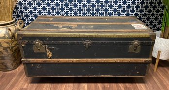 Vintage Steamer Trunk W/ Internal Organizational Tray