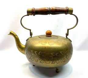 Vintage Brass Tea Pot/kettle