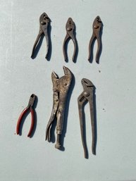 Grouping Of Vintage Handtools, Vice Grip, Pliers, Etc.