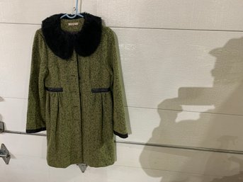 Darling Coat Great Shape Size Small