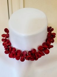Red Dyed Beaded Necklace ?