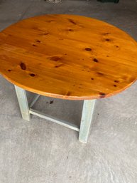 Round Pine Table 47.5x31 Breakfast Nook Or Dinning