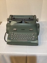 1958 IBM Typwriter
