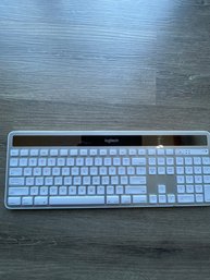 Logitech K750 Solar For Mac Keyboards.