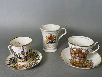 Beautiful Handpainted Tea Cups And Saucers