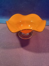 Hand Blown Bowl In Excellent Shape Nice Centerpiece ,Great Colors