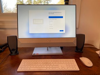 HP Pavilion All In One PC 24 Wireless Keyboard And Mouse Bang And Olufsen Sound Clean And Ready For New