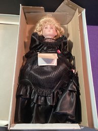 Musical, Betty, Jane Carter Doll, Still In The Box In Excellent Shape, No Conditional Issues