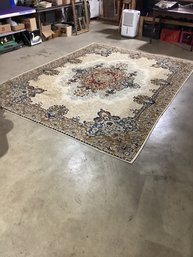 8 X 11 Rug No Rips Or Tears Great Shape Just Needs A Cleaning