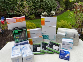 Mix Lot: Medical Supplies