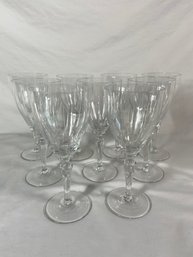 Set Of 9 Crystal Wine Glasses 7.5in With Diamond And Leaf Shaped Cut No Chips